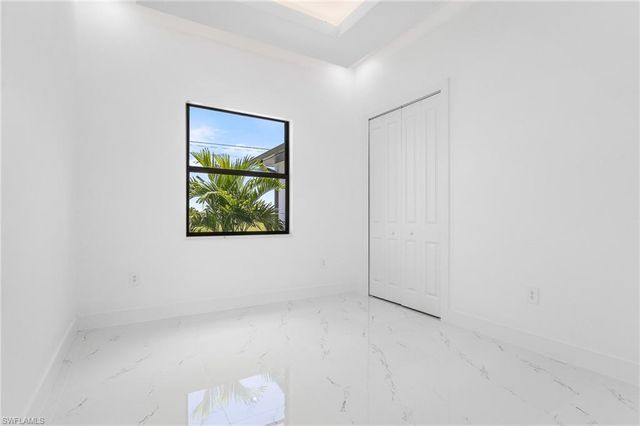 1018 NE Juanita PL, Cape Coral, FL 33909