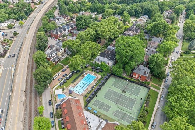 130 Lincoln Ave, Swissvale, PA 15218