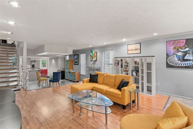 130 Lincoln Ave, Swissvale, PA 15218