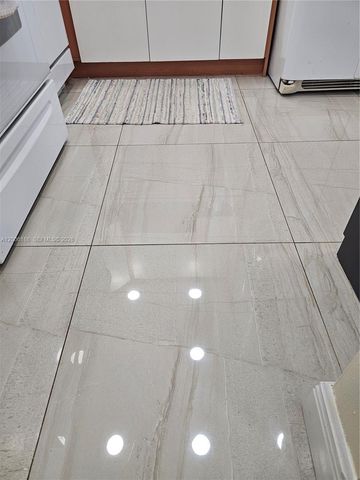 20500 W Country Club Dr 609, Aventura, FL 33180