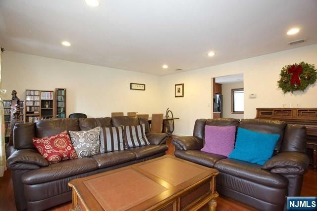 109 Sanial Avenue 2nd FLR, Northvale, NJ 07647
