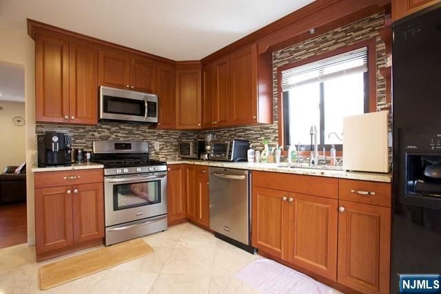 109 Sanial Avenue 2nd FLR, Northvale, NJ 07647