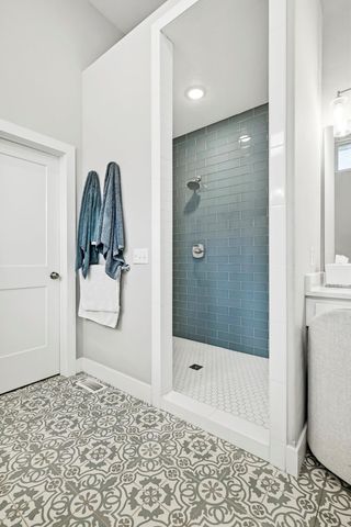 3818 E Cypress Point Street, Springfield, MO 65802