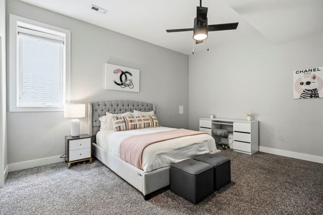 3818 E Cypress Point Street, Springfield, MO 65802
