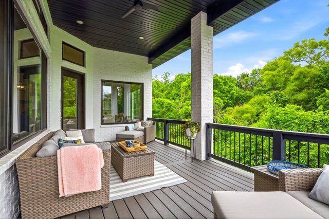 3818 E Cypress Point Street, Springfield, MO 65802