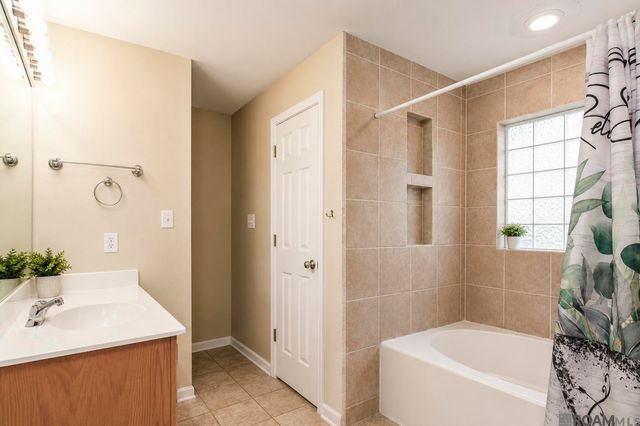10960 Woodhaven Dr, Denham Springs, LA 70726