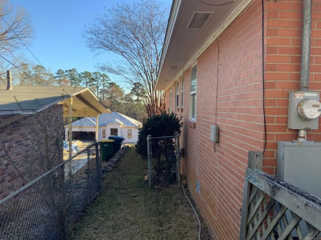 6708 Evergreen Dr, Little Rock, AR 72207