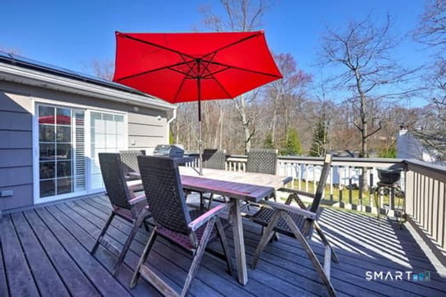 12 Coyle Drive, West Haven, CT 06516