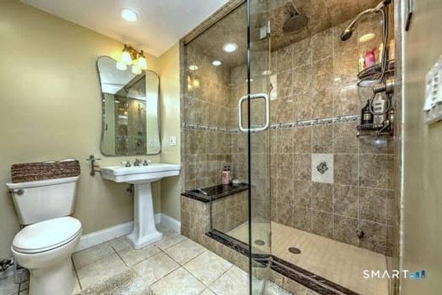 12 Coyle Drive, West Haven, CT 06516