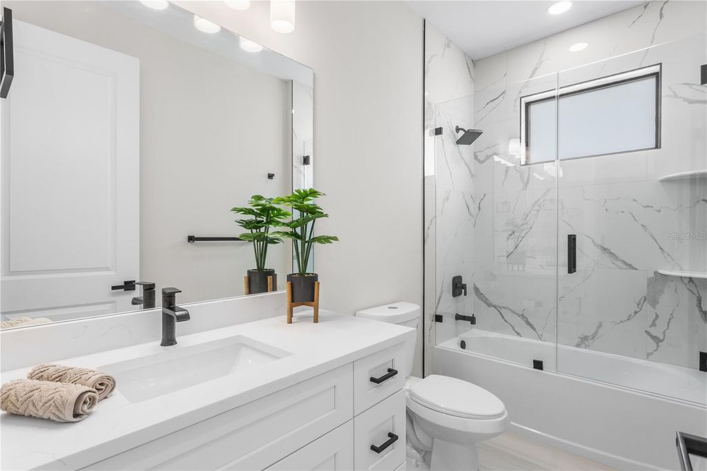 Image 41 of property listing at 1508 NW 31ST AVENUE, Cape Coral, FL 33993