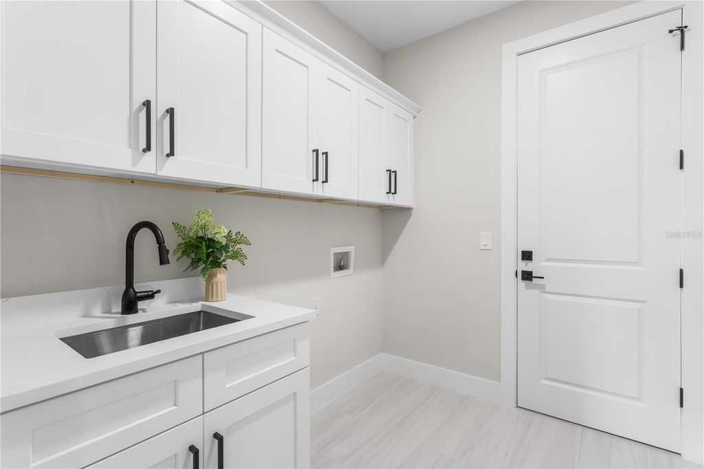 Image 47 of property listing at 1508 NW 31ST AVENUE, Cape Coral, FL 33993