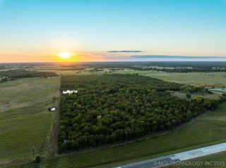 7 W 90th Street N, Porter, OK 74454