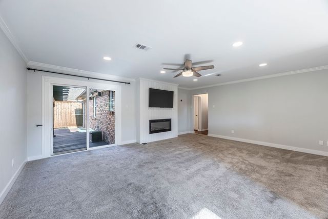 8415 Hunnicut Road, Dallas, TX 75228