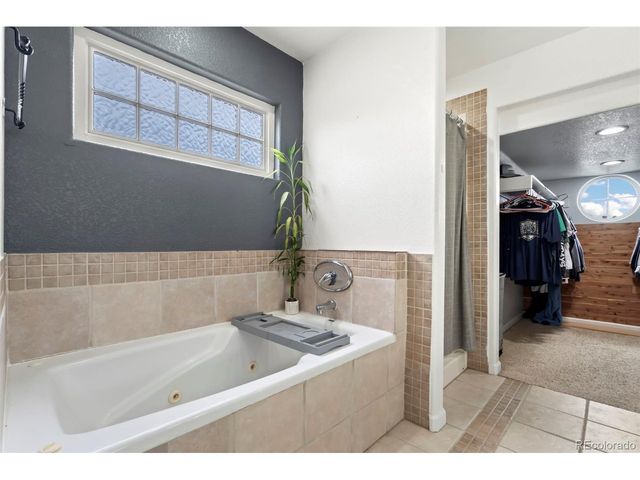 1707 Platte River Dr, Windsor, CO 80550