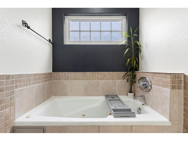1707 Platte River Dr, Windsor, CO 80550