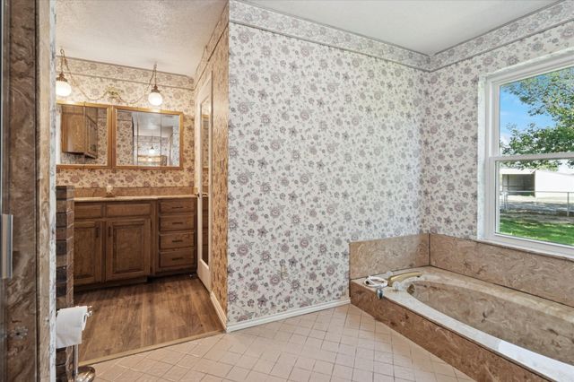 2300 Union Hill Road, Sanger, TX 76266