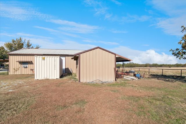 2300 Union Hill Road, Sanger, TX 76266