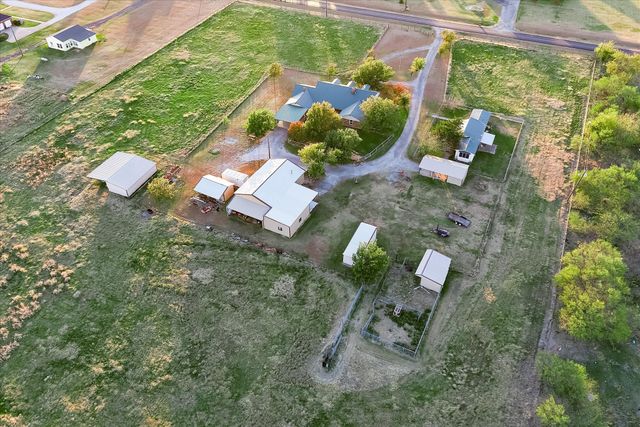 2300 Union Hill Road, Sanger, TX 76266