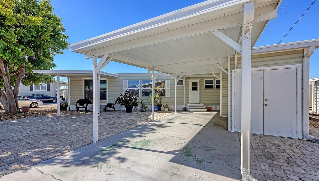 2203 MINNESOTA AVENUE, Bradenton, FL 34207