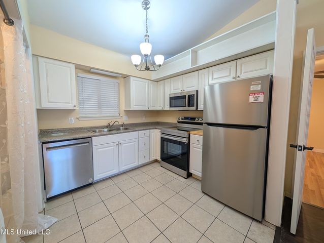 3 Quail Creek Drive, Diamondhead, MS 39525