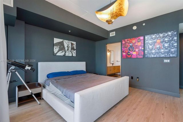 3301 NE 1st Ave H2215, Miami, FL 33137