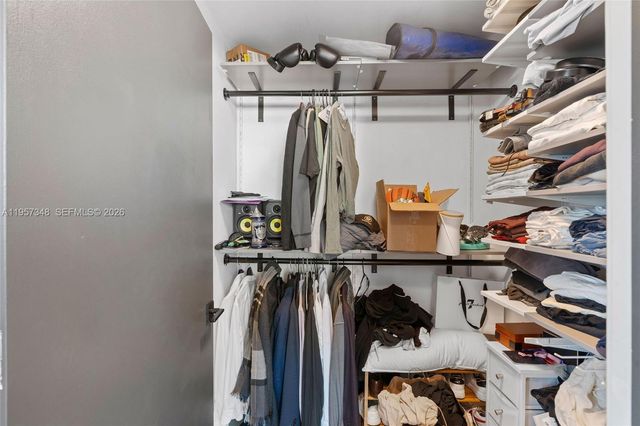 3301 NE 1st Ave H2215, Miami, FL 33137