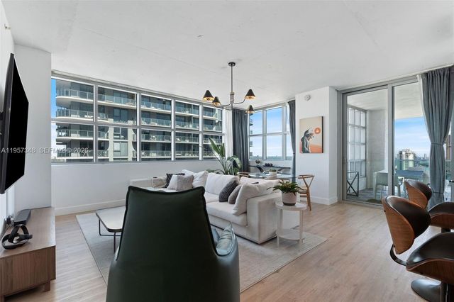 3301 NE 1st Ave H2215, Miami, FL 33137