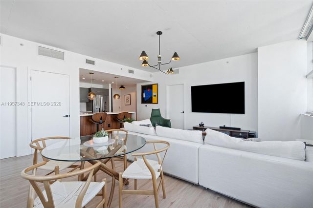 3301 NE 1st Ave H2215, Miami, FL 33137