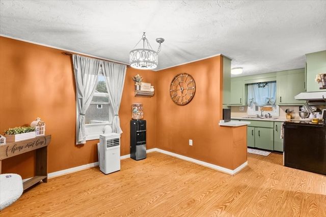 42 Stockade, Plymouth, MA 02360