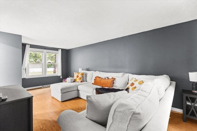 42 Stockade, Plymouth, MA 02360