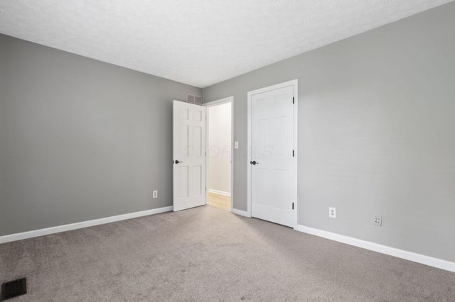 70 Ridgedale Court, Powell, OH 43065