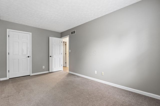 70 Ridgedale Court, Powell, OH 43065