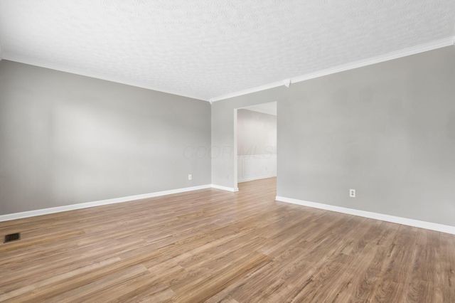 70 Ridgedale Court, Powell, OH 43065