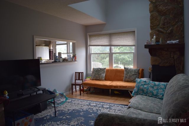 99 Brookview Circle, Jamesburg, NJ 08831