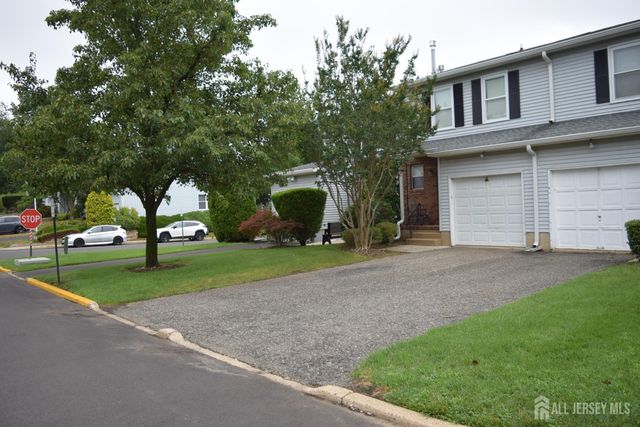 99 Brookview Circle, Jamesburg, NJ 08831