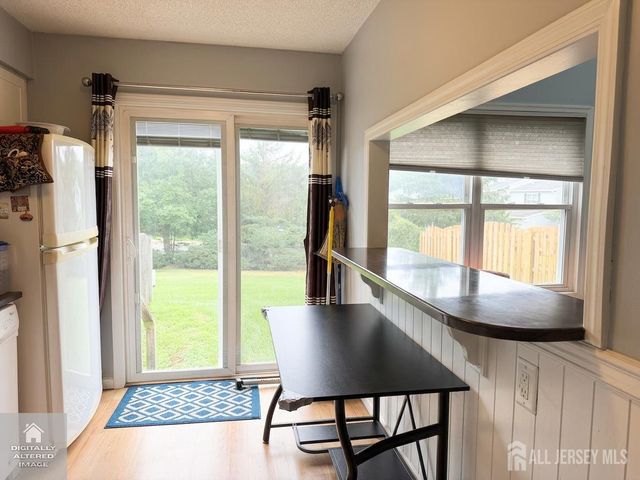 99 Brookview Circle, Jamesburg, NJ 08831