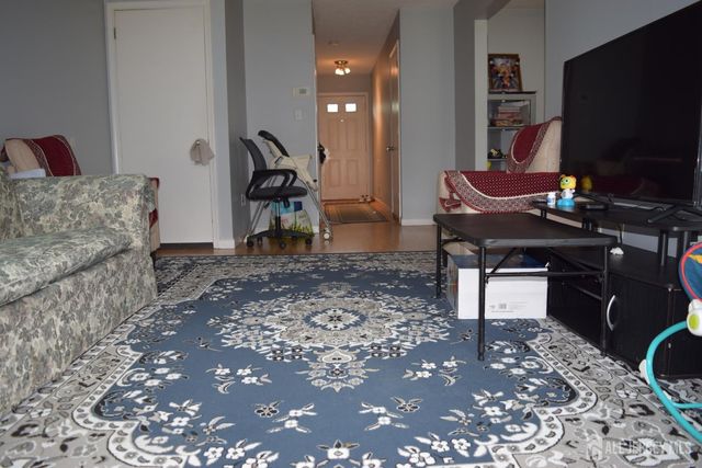 99 Brookview Circle, Jamesburg, NJ 08831