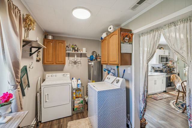 15 Cloverdale Ln, Hickman, TN 38567