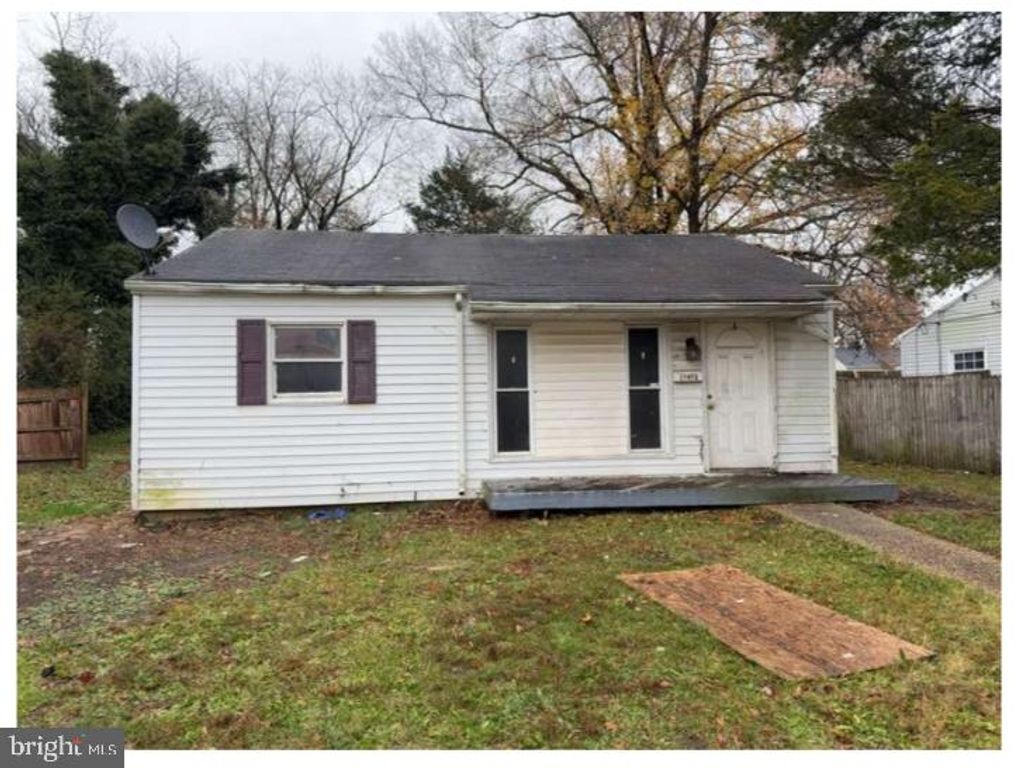 21858 N ESSEX DR, Lexington Park, MD 20653