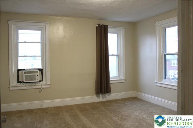 1019 Delaware Avenue, Fountain Hill Boro, PA 18015