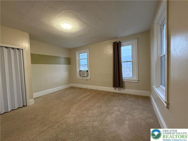 1019 Delaware Avenue, Fountain Hill Boro, PA 18015