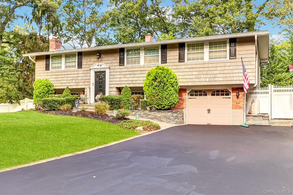 1 Cottontail Lane, East Setauket, NY 11733 — photo 2