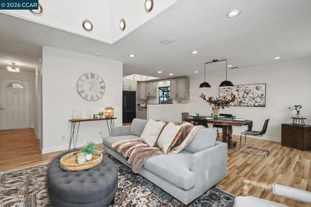 5505 Florida Dr, Concord, CA 94521