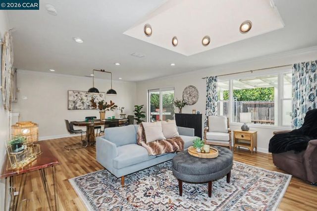 5505 Florida Dr, Concord, CA 94521