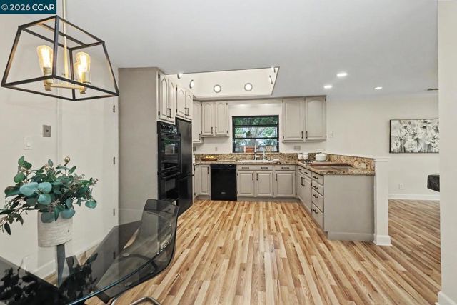 5505 Florida Dr, Concord, CA 94521