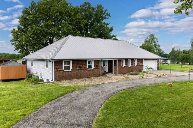14435 166th Street, Bonner Springs, KS 66012