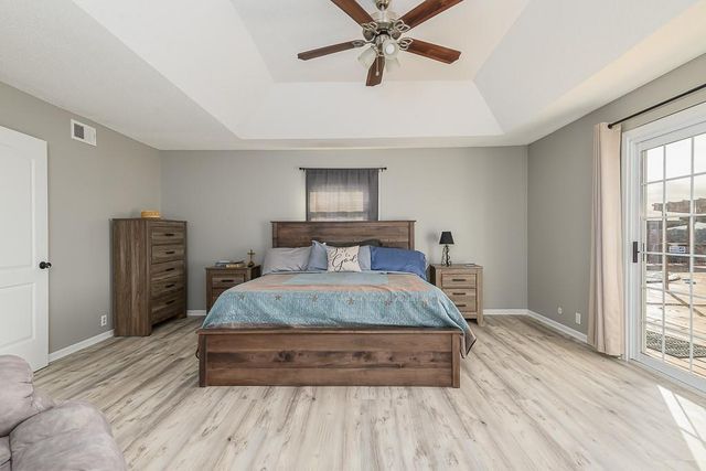 14435 166th Street, Bonner Springs, KS 66012