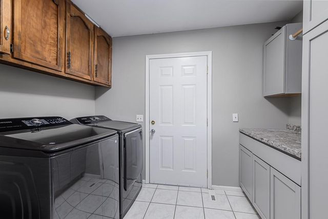 14435 166th Street, Bonner Springs, KS 66012