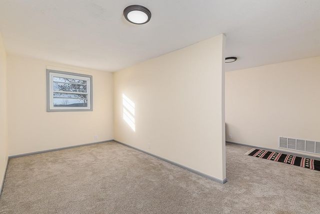 14435 166th Street, Bonner Springs, KS 66012