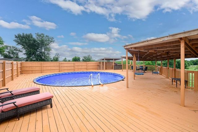 14435 166th Street, Bonner Springs, KS 66012